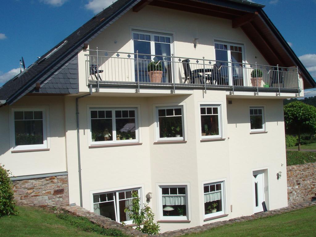 Sch Ne Wohnung In Der Moselregion Kinheim Dış mekan fotoğraf