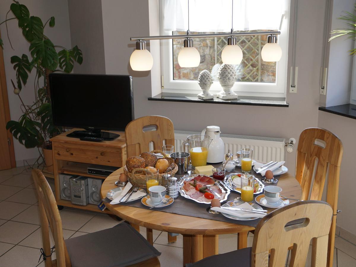Sch Ne Wohnung In Der Moselregion Kinheim Dış mekan fotoğraf